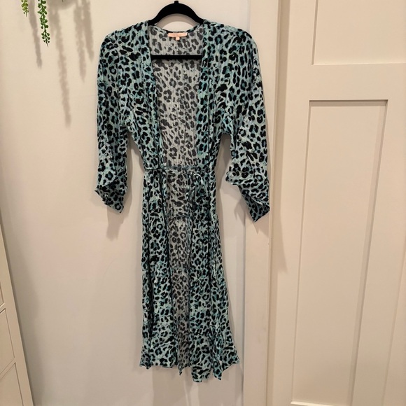 NFC Womens Leopard Print Wrap Dress Size XS/S NWOT Three Quarter Sleeve - Picture 2 of 10